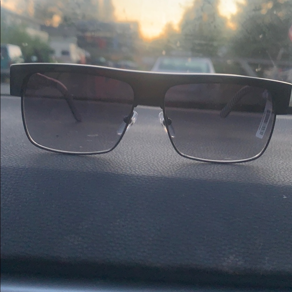 New with tags marc Jacobs woman’s sunglasses
